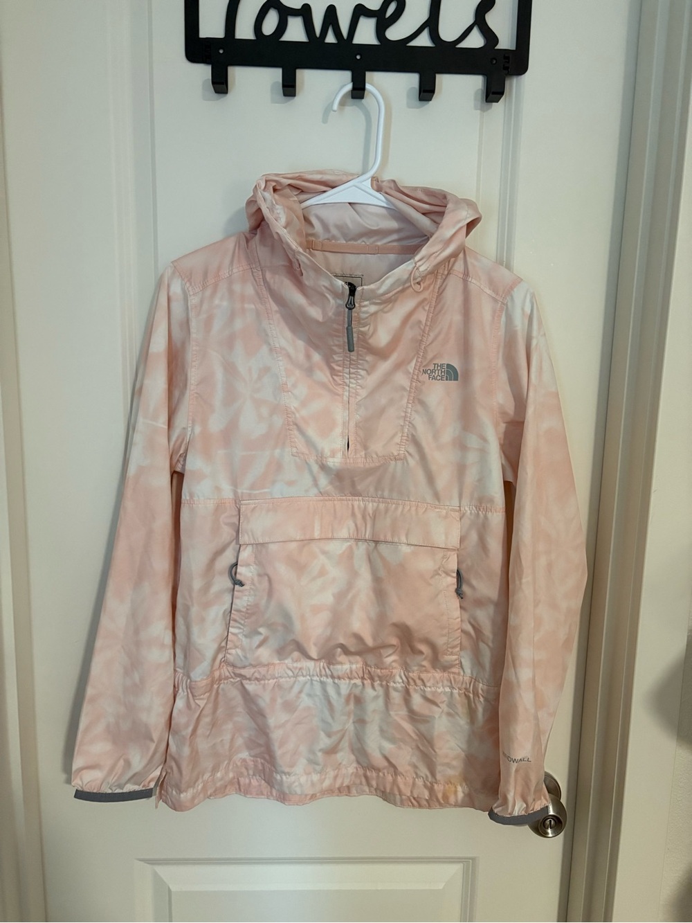 The North Face Women's Fanorak Windbreaker